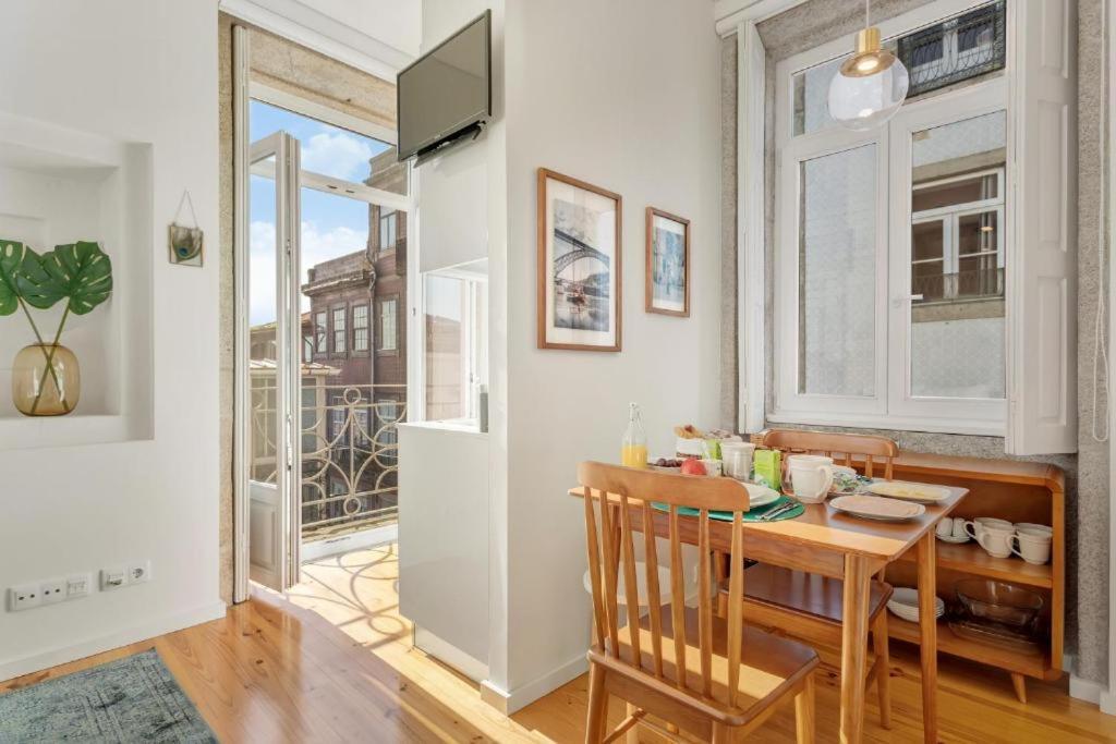 Host Wise - Lovely Shinny Flats With Balcony - Clerigos 波尔图 外观 照片