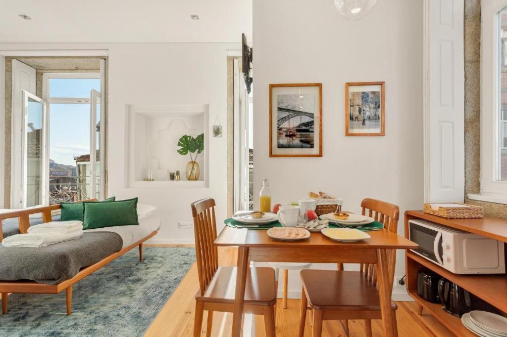 Host Wise - Lovely Shinny Flats With Balcony - Clerigos 波尔图 外观 照片