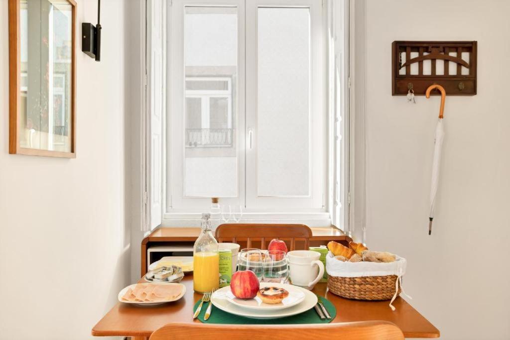 Host Wise - Lovely Shinny Flats With Balcony - Clerigos 波尔图 客房 照片